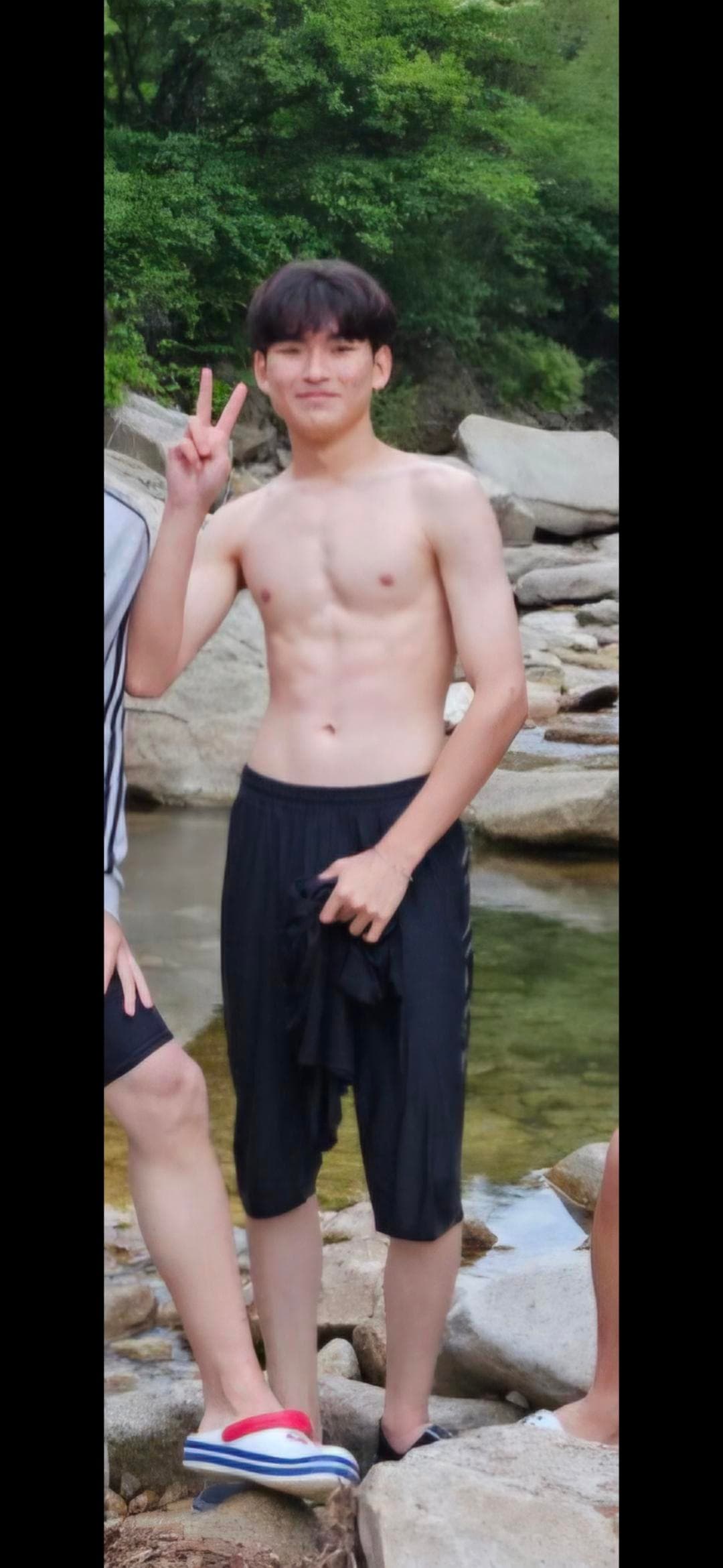 비현실적인 08년생 3년간 몸 변화 이미지 3